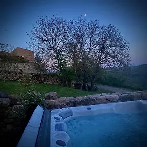 Maisonnette Jardin Jacuzzi Au Coeur De Chambles